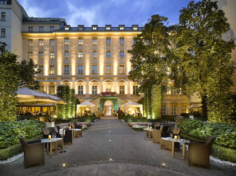 Photo The Grand Mark Prague Hotel *****